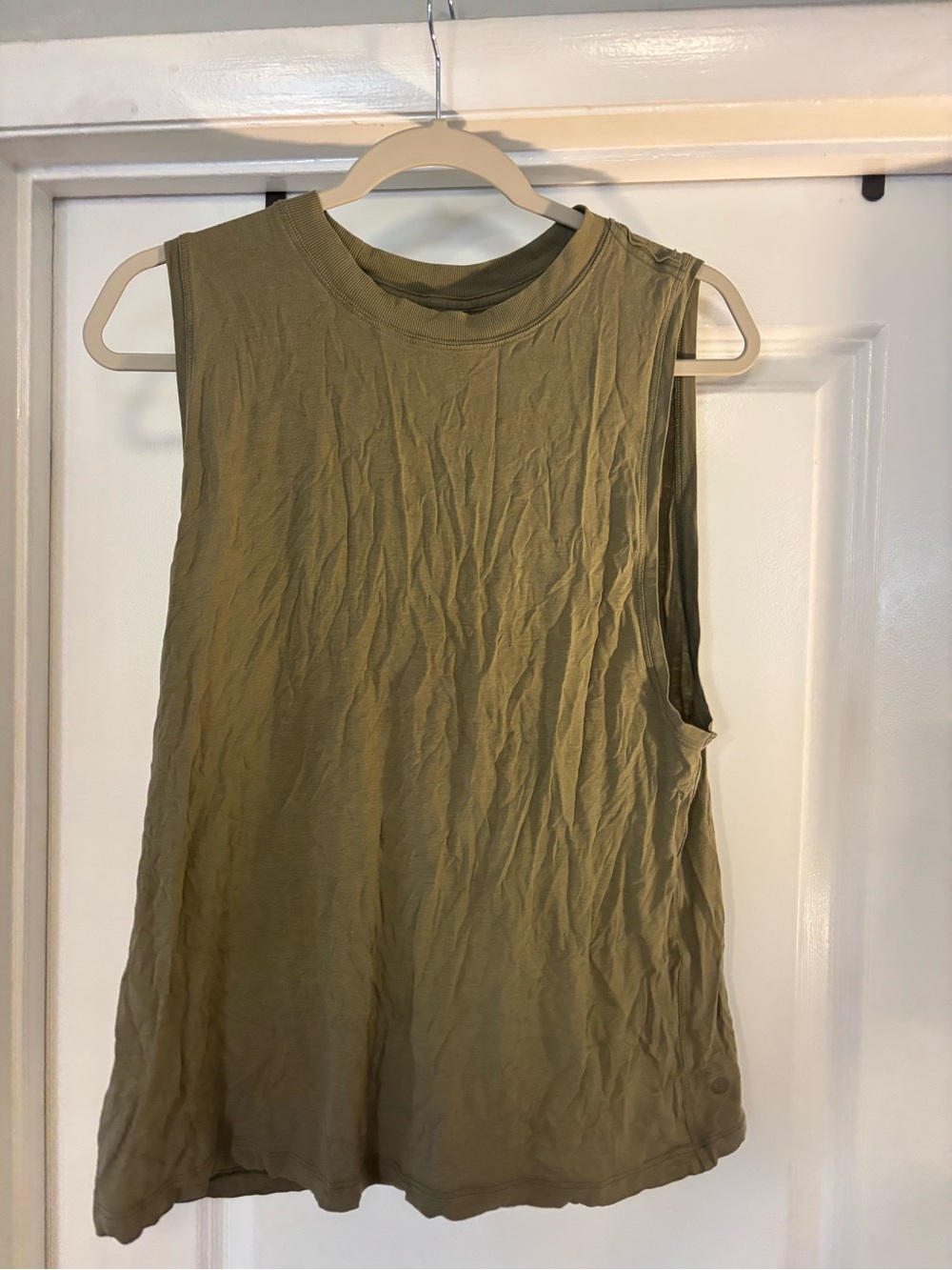lululemon athletica Olive Green Sleeveless Crew Tank size m
